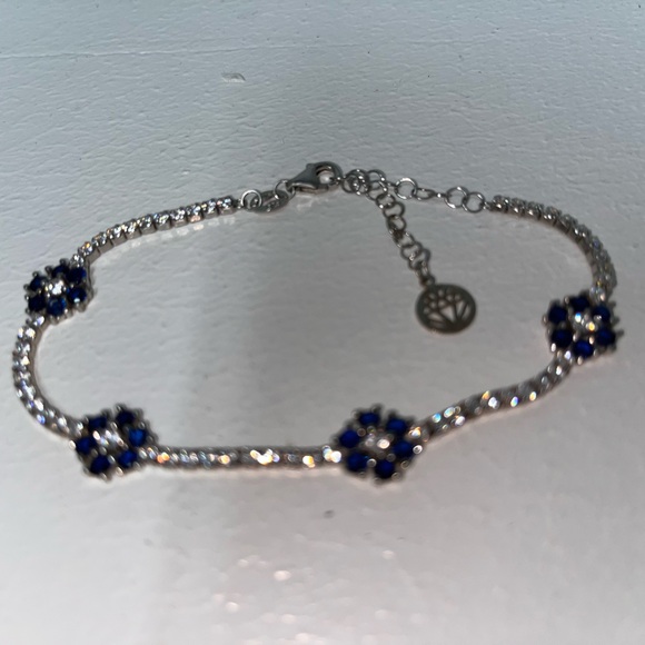 Rhinestone bracelet with Blue Flowers - Picture 5 of 7